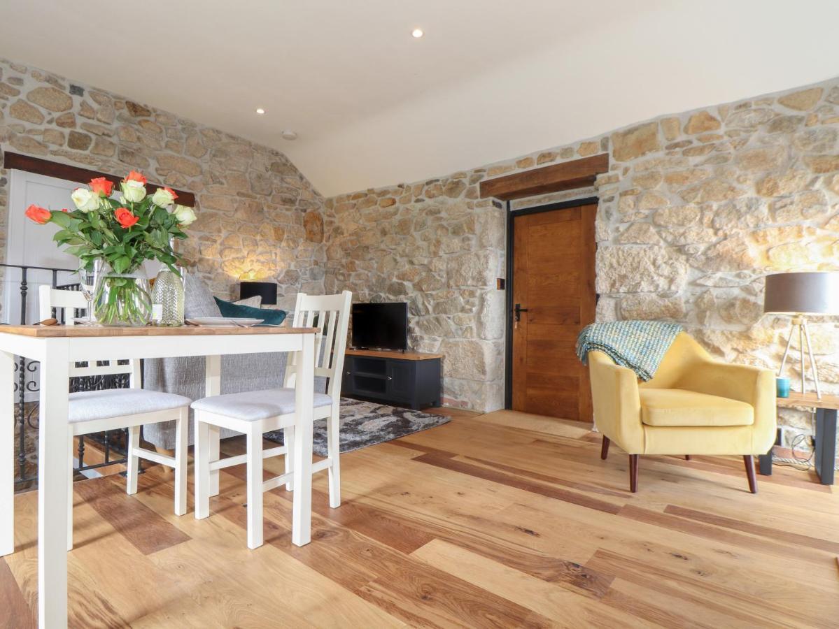 The Hayloft Villa Helston Exterior photo