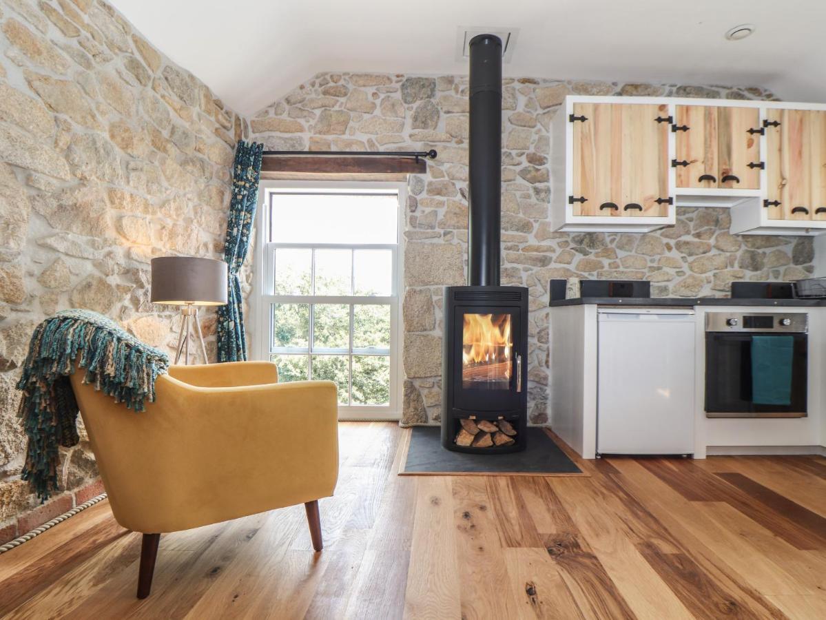 The Hayloft Villa Helston Exterior photo