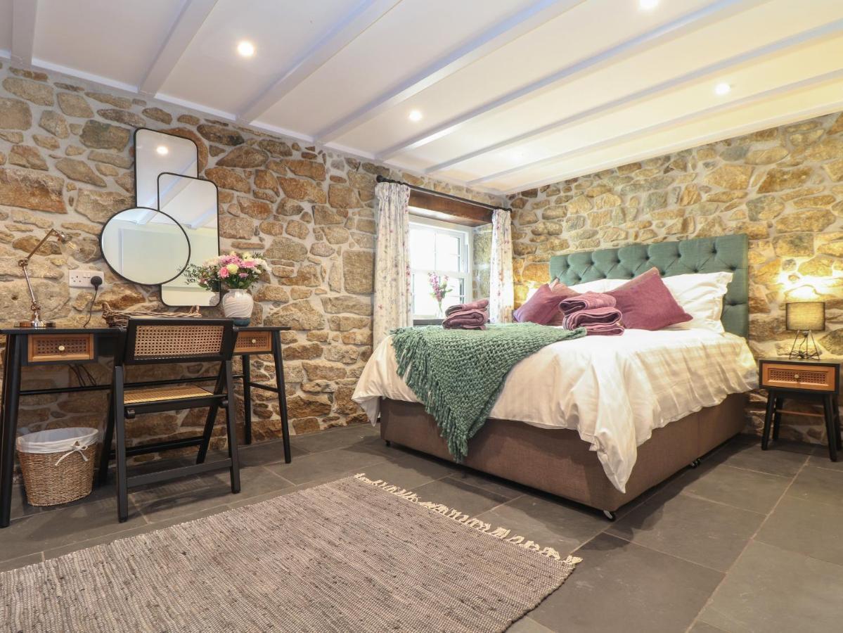 The Hayloft Villa Helston Exterior photo